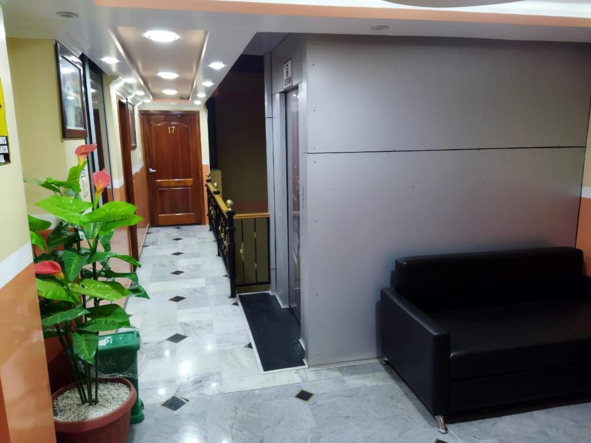 Hotel Velanez Suite Riobamba Exterior photo
